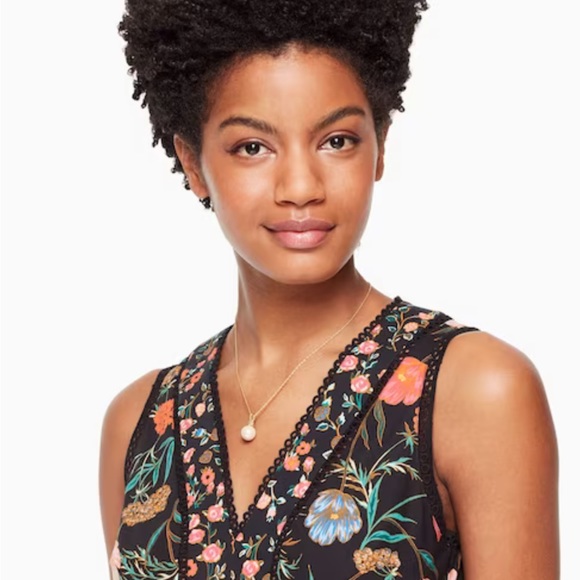 KATE SPADE • Sailor’s Knot Pearl Pendant Matching Necklace and Earrings Set - Picture 2 of 9